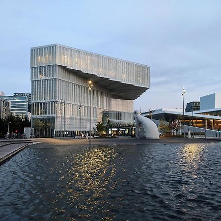 Modern 2Bed Room Sea View Apartment @ Oslo Barcode 외부 사진