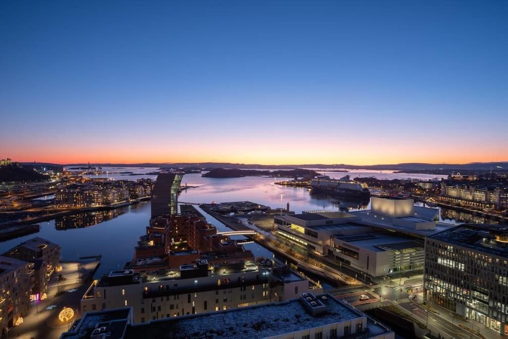 Modern 2Bed Room Sea View Apartment @ Oslo Barcode 외부 사진