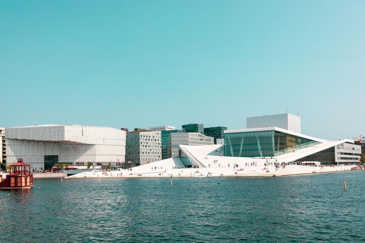 Modern 2Bed Room Sea View Apartment @ Oslo Barcode 외부 사진