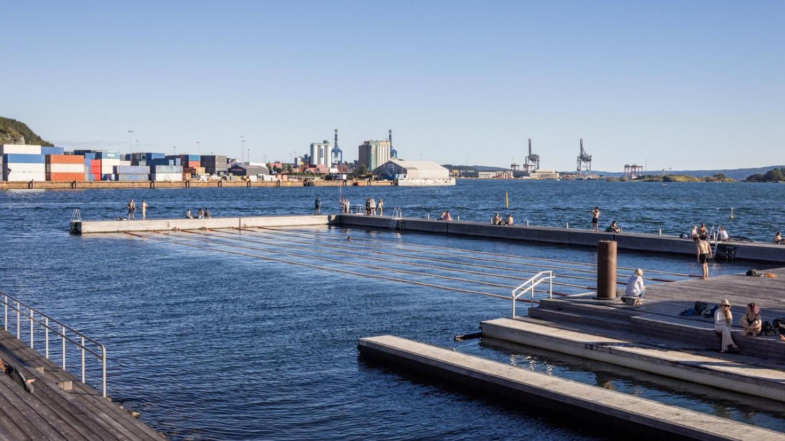 Modern 2Bed Room Sea View Apartment @ Oslo Barcode 외부 사진