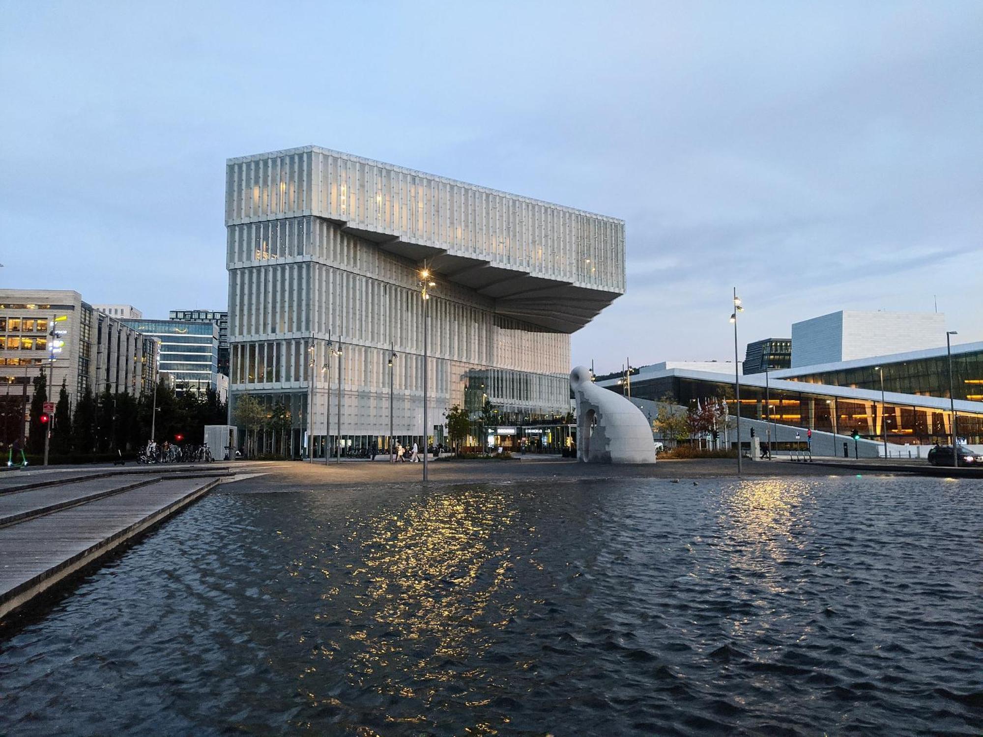 Modern 2Bed Room Sea View Apartment @ Oslo Barcode 외부 사진